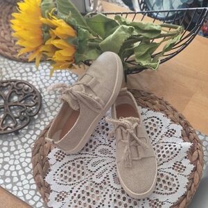 Bohemian Soludos Women's Canvas Sneakers in Beige S5